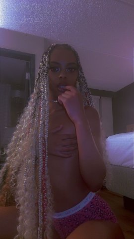 🍑 Slim Petite College Cutie w/ Wet Pussy 💦✨ Incall & Outcall ⏰ 18 Limited Time – 2 Girl Available 👯♀ 420 Available 🔥 - 18 - 1