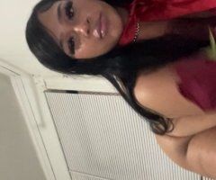 your favorite fantasy just logged on 💋 - 25 - Image 1
