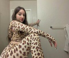 💦Wet and tight pu$sy💦💯😜 Cum eat me out🥰😝 - 22 - Image 6