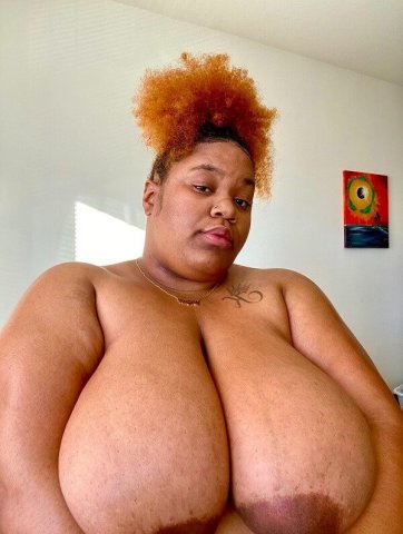 BBW🍑Lover Come See What We Get Up🍒 Your Favorite Fatish Princess Available💅 Dirty mind🤍 Teasing u one naughty thought at a time💕 Come closer... if you dare🔥 Spoil me or stay useless💸✨ 💋 - 34 - 1