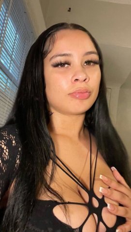 AVAILABLE FOR OUTCALLS 📲💦 - 22 - 1