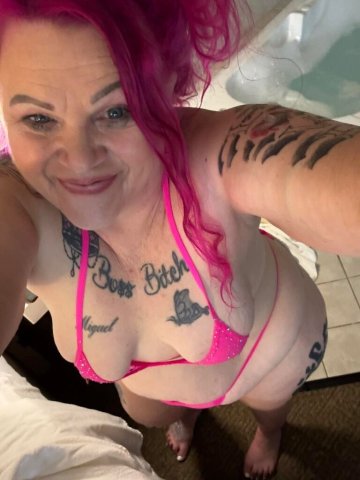Taking app for tomorrow afternoon $40 ft show 💦 $80 covered gummy $120 qv $160 hhr - 53 - 1