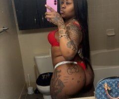Chicago escorts - come bust all over this big booty 😍 incalls downtown/low end - 20