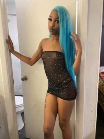 SPECIALS !!! Slim Lightskin PRETTY&PeTiTE 💦💕 AvaiLaBLe ALL Night ‼💦comePLAY with ME🥴 - 19 - 1