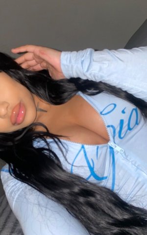 NEW IN TOWN 💋💦 $40 FT SHOWS - 21 - 1