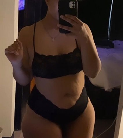 CALLING ALL BBC SUGA DADDIES 😘💞 - 23 - 1