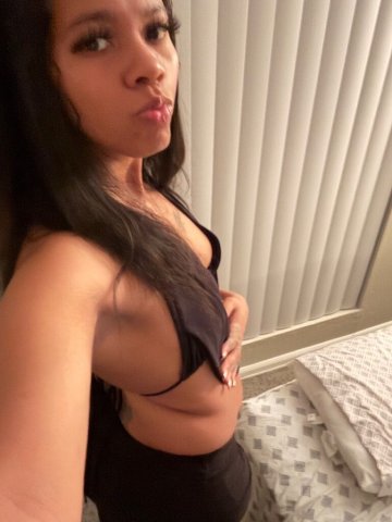 Outcall Available - 26 - 1