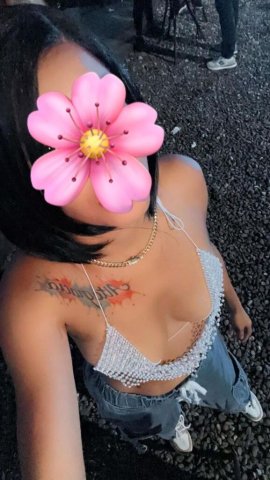Hi 💋 I'm new to this area but my services 💦 are the best 🤤 message me now - 29 - 1