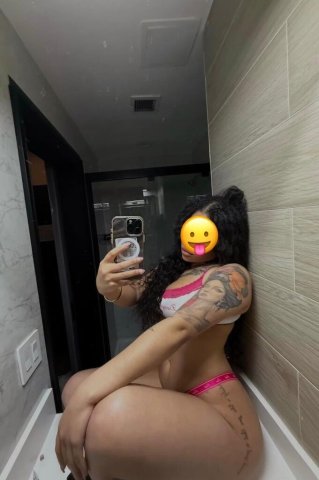 Hey love, I'm available 🥰🤤 - 25 - 1