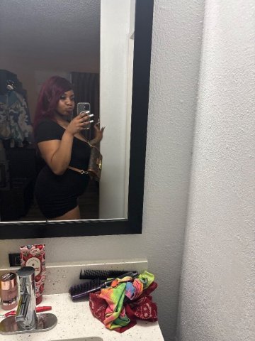 come see me 😏$100 head specials - 25 - 1