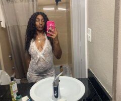 San Antonio escorts - outcalls love bugs - 26