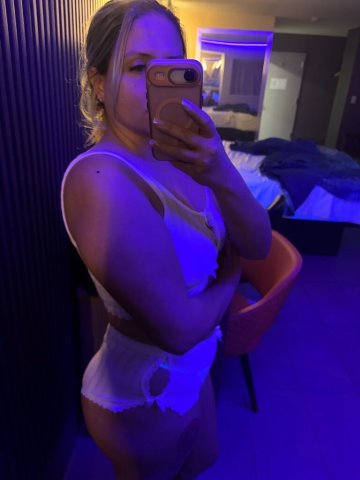 snowbunny 🐇 intown for a good time not a long time - 37 - 1