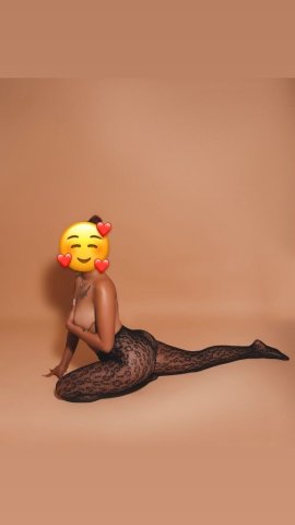 HERE FOR THE WEEKEND ONLY!! OUTCALLS ONLY - 22 - 1