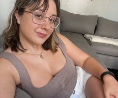 Louisville escorts - MATURE , MILFS , AVAILABLE NOW , LATINA , OUTCALLS , 80 OR LESS , RIDE IT , ASIAN BABES , - 30