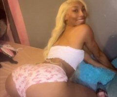 Detroit escorts - Hey babe Im doing incalls only wet in ready to have fun hit me up babe🥰. late night qv special 🥰$$ - 21