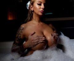 I wanna be the reason you tilt your phone away. 🤫 - 33 - Image 4