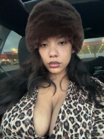 slippery asf ! let me drain talk big booty lightskin , here to get slutted or slut u out 💦😋 - 23 - 1