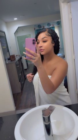 Available in Seatac 🤭💕👅 Come see me before Its too late 💕💦 - 27 - 1