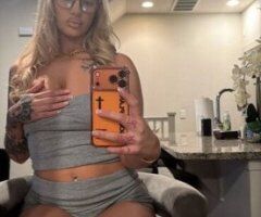Houston escorts - Outcalls only Here for a good time, Lets have fun - 22
