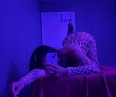 Four hands ready for you 😍 - 23 - Image 4