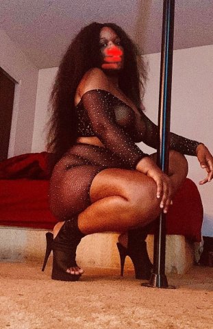 2 girls specials 100$ specials INCALLlS CARDATES ONLY LETS HAVE SUM FUN 😈💋 COME BEND ME OVER 🫦💦 DONT HAVE TIME FOR GAMES - 25 - 1