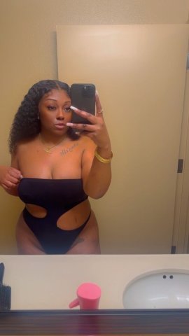 LAST DAY HERE ⏳ SO CATCH 🏃🏾♀ ME WHILE YOU CAN ❗ ѕυη∂αєѕ 🍨ƒυη∂αу 💦 ιηcαℓℓѕ σηℓу ❗αναιℓαвℓє ησω ❗ - 26 - 1