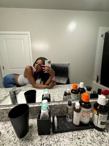 WECUM TO THE CUM SPA transsexual here 😜💦 - 24 - 1