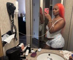 IN CALLS OUT CALLS. $120 special qv only yes im pregnant - 21 - Image 2