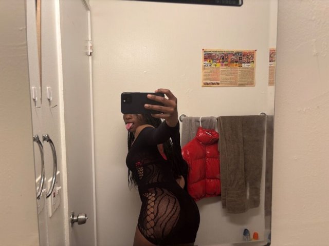A good time & a great fuck❗ guaranteed to leave you with a smile & a nut🥰💦 INCALLS & OUTCALLS - 26 - 1