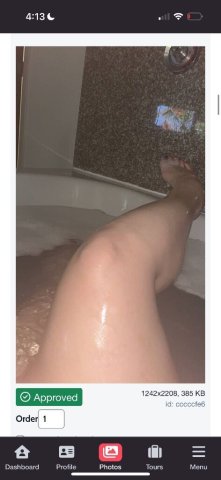 where are my sinners at im sinfully delicious and so is the luxury between my thighs! msg me! taking clients now! - 38 - 1