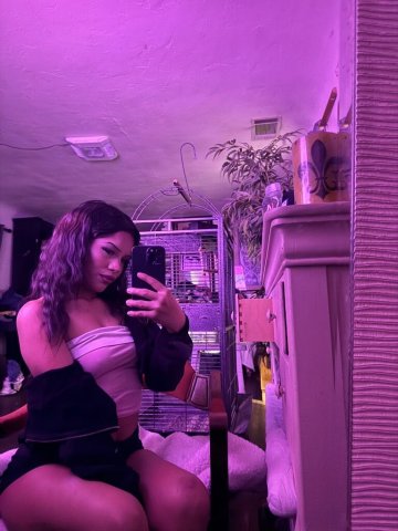 IM BACK✨FT SHOWS ✅Age & Race & time you want I’ll reply much faster thanks babes💋 see you soon🫶🏽 - 23 - 1
