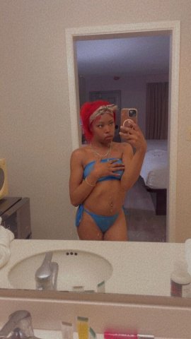 petite sexy chocolate - 28 - 1