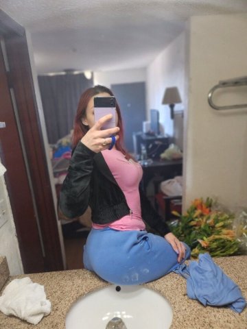 " curvy , cute. stright to the point - 24 - 1