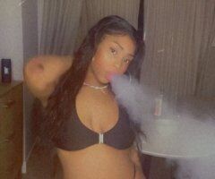Charleston escorts - 💕🤞🏾"Here for a good time and a long time, if you can keep up." - 25