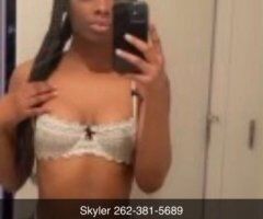 Appleton escorts - Petite Treat - 24