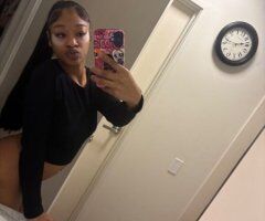 brownskin honeybun🍯👅 2 GIRL SPECIAL AS WELL !!😘🙈 - 20 - Image 2
