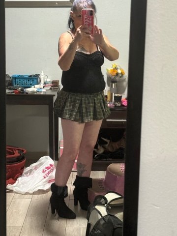 Again. Guys. ill have a sitter for my mom all today so if you want to arrange a meeting let me knownothing is off the menue now come lets playgot a new phone call me ot text allowing going down on me - 51 - 1