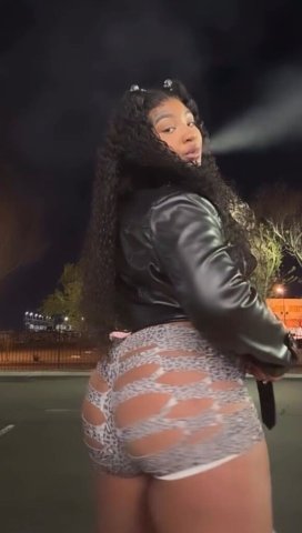 💦 COME SEE ME WHILE YOU CAN 💌😘 HIGHLY ADDICTIVE 🤩 CANT MISS IT 📲🗣LET ME MAKE YOUR FANSTIES COME TRUE 😏 PROMISE YOU WILL NOT REGRET 😩🥰PERFECT PHATT ASS 🍑💦💦💦 THE BIGGEST SQURITER 💦💦💦 GRADE A BJ🤩🥰 - 21 - 1