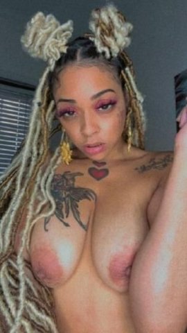 Only Add 👻Add My Snapchat.. ermii_desta 👉 ✅.Facetime Fun.. 👉🏻👌🏻Kissing lipsKissing lipsAnd Ready for incall or out call🚘car call🚗 AVAILABLE 24hrs💞 Video Sex Chat,NEW Video Content sell... - 27 - 1