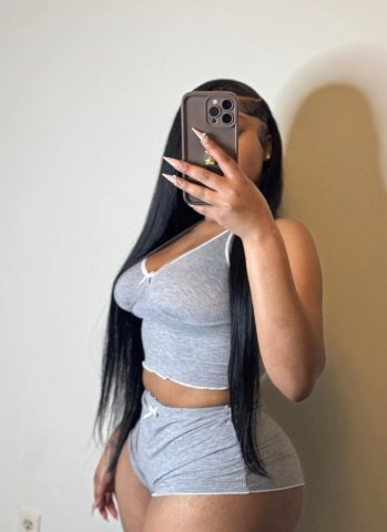 massages, and much 🌹🌺🥰more. I'm a dominant and😍😍🤩 very hotLatina. Come fulfill your🥰 incall only - 36 - 1
