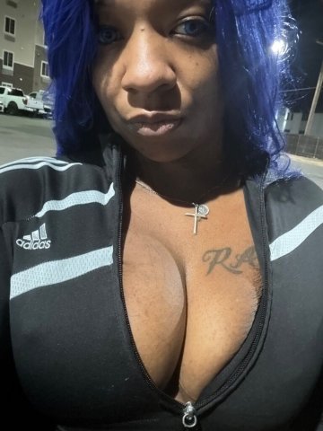 Both. holes r entrances ❤️❤️❤️❤️tonight cum pick a hole ❤️❤️ass or pusyy - 26 - 1