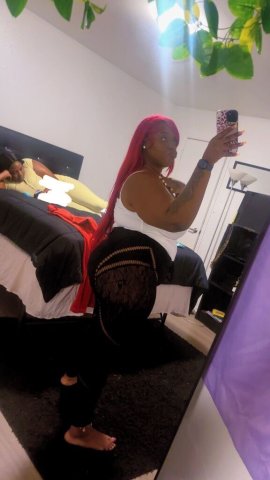 NEW IN TOWN Curvy Pretty Face Goddess👑 🔥🍑🍫 Im Sweet🍭👅 Sexy & Full of Energy 🌀Come Get addicted💗💗🍫 INCALLS & OUTCALLS AVAILABLE ALL NIGHT! - 26 - 1