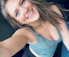 New girl visiting town - 30 - Image 4