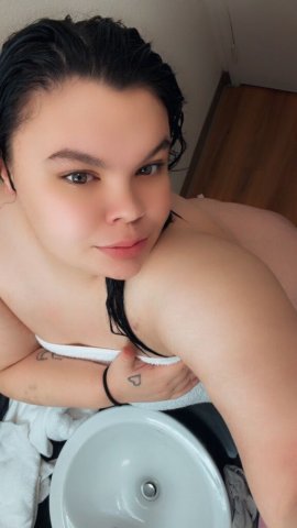 incall with your favorite snow bunny 🐰💦 - 21 - 1