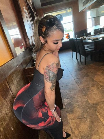 😍Young sexy and clean Pussy❤ soft white skin ready to pleasure you 😘😋Available 24/7🌿 - 27 - 1