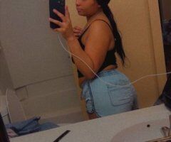 Available Come See 🩷👑 - 24 - Image 4
