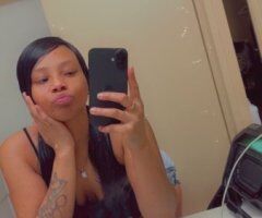 Available Come See 🩷👑 - 24 - Image 5