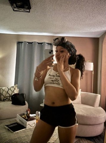 AVAILABLE NOW 💦🌼 Sweet sexy Available ❤24/7 💐💐 sexy Hot 💐 Latina 🌼 Call me or send me a text message ❤Special blowjob Only incall❤ - 19 - 1