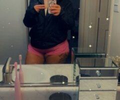 Big Booty Latina - 28 - Image 3