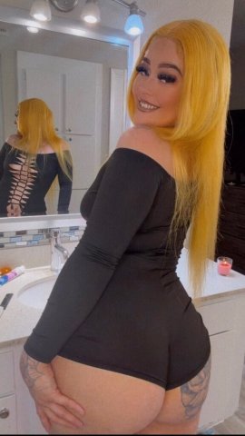 😝💦Freaky with a Fat Azz 🍑Pretty Feet 👣 Pink Shaved Pussy 🌷& Thick thighs😍😝 - 26 - 1